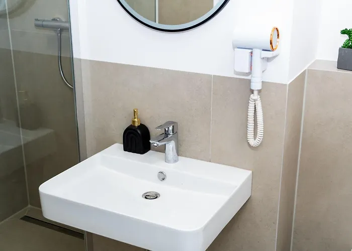 Urbanes Nest Semesterbostad *
